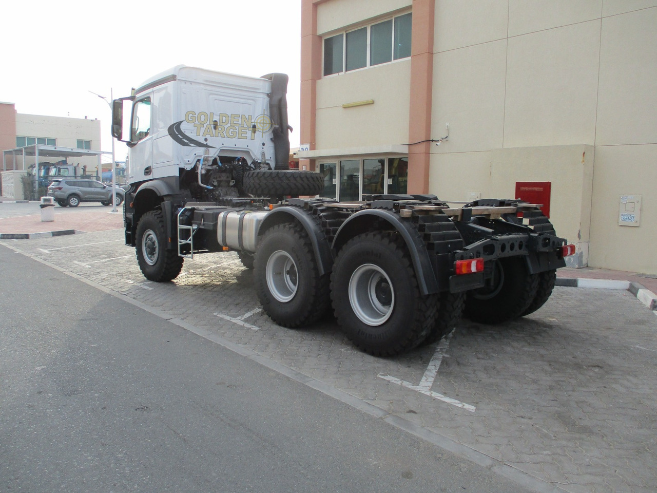 Mercedes-Benz Arocs 3342 6x6 Head Truck - Cabeza tractora: foto 4 Mercedes-Benz Arocs 3342 6x6 Head Truck - Cabeza tractora: foto 4