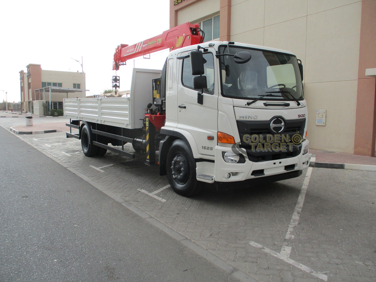 HINO 500 1625 4x2 with SANY PALFINGER SPS16000 Crane - Camión grúa: foto 1 HINO 500 1625 4x2 with SANY PALFINGER SPS16000 Crane - Camión grúa: foto 1