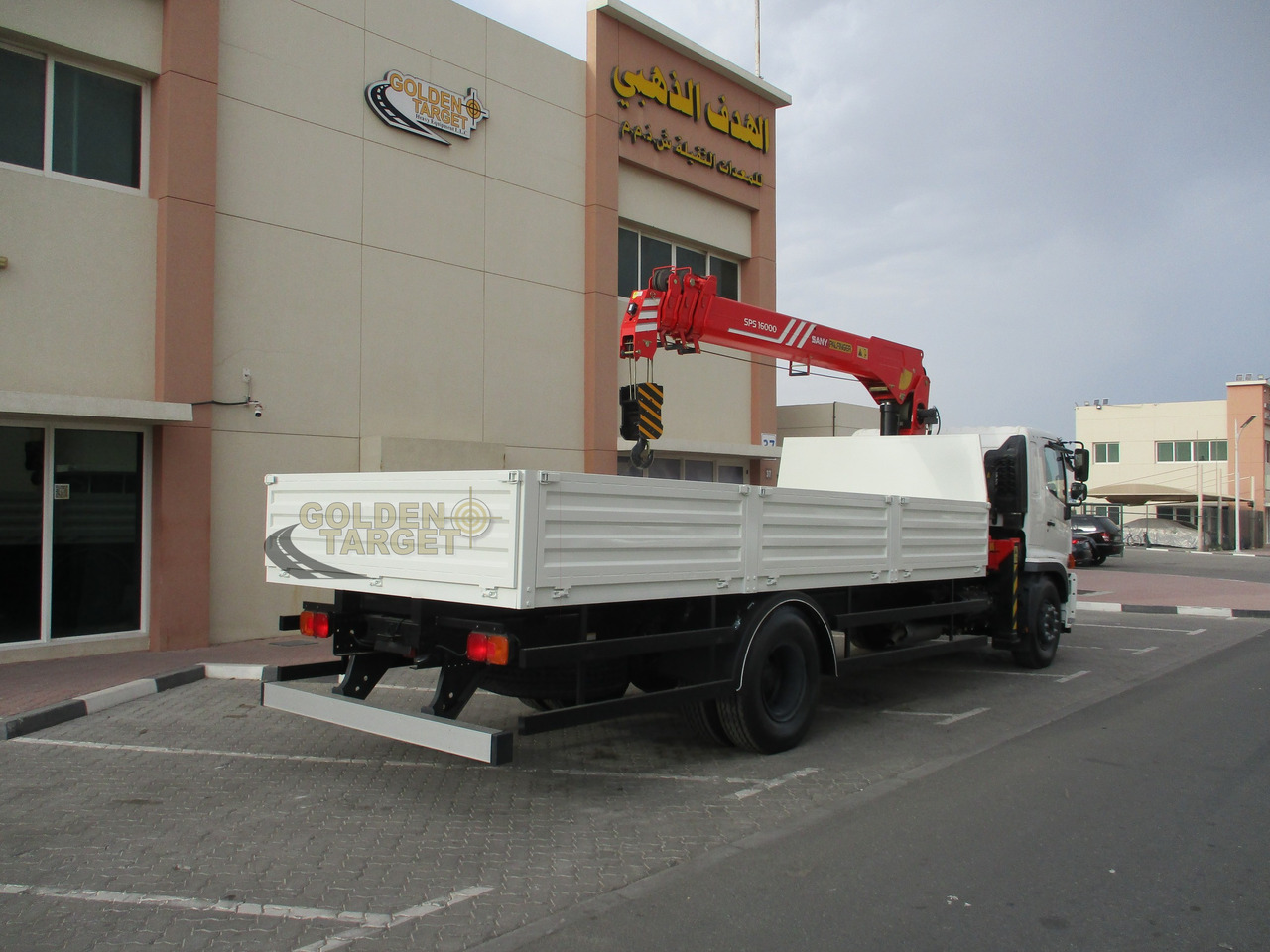 HINO 500 1625 4x2 with SANY PALFINGER SPS16000 Crane - Camión grúa: foto 3 HINO 500 1625 4x2 with SANY PALFINGER SPS16000 Crane - Camión grúa: foto 3