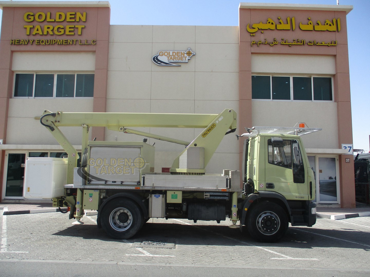 Iveco EURO CARGO 180E28 4x2 PALFINGER P180 Manlift - Camión con plataforma elevadora: foto 5 Iveco EURO CARGO 180E28 4x2 PALFINGER P180 Manlift - Camión con plataforma elevadora: foto 5