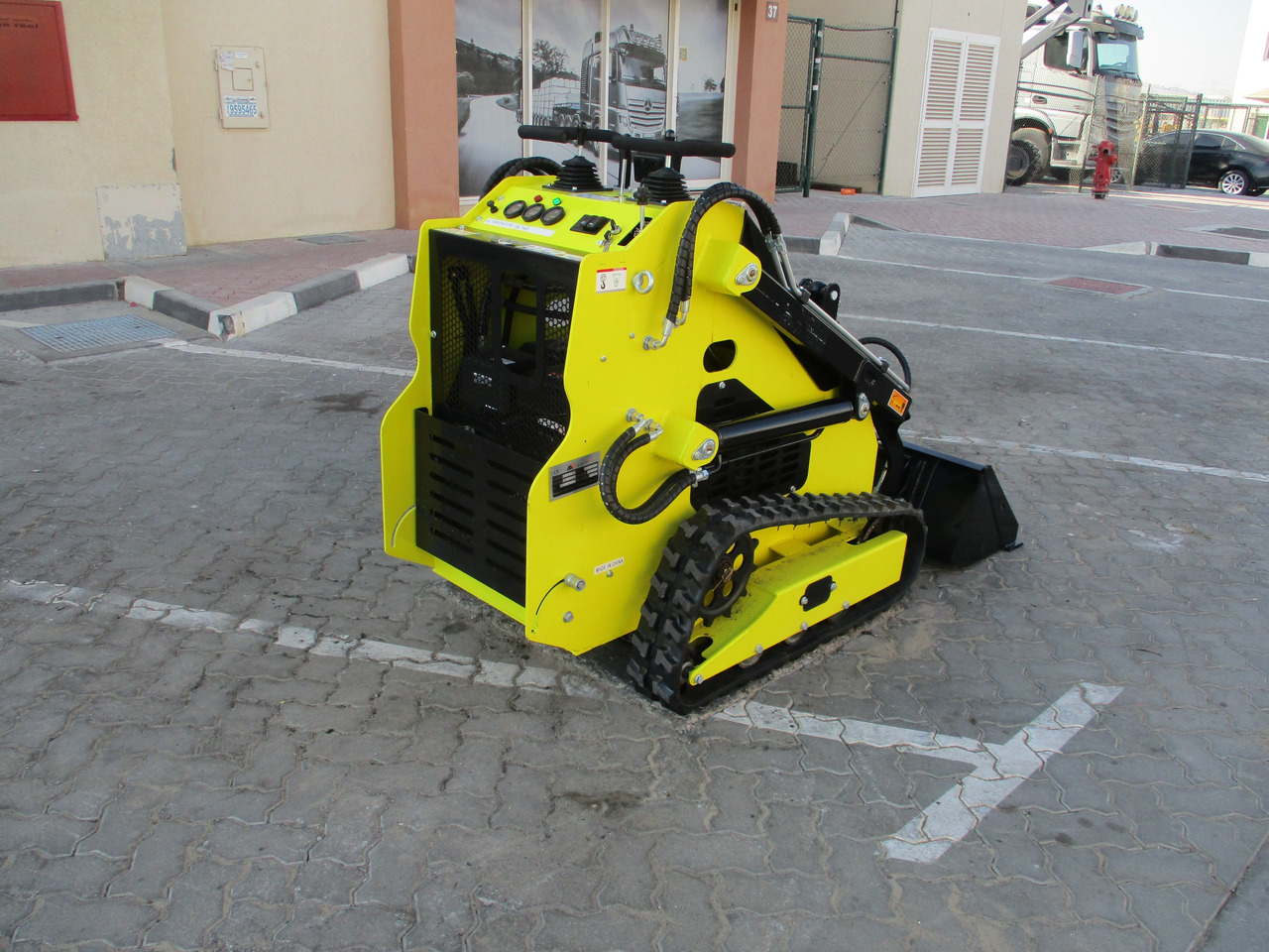 MACHPRO MPS330 Mini Skid Steer - Minicargadora: foto 3 MACHPRO MPS330 Mini Skid Steer - Minicargadora: foto 3
