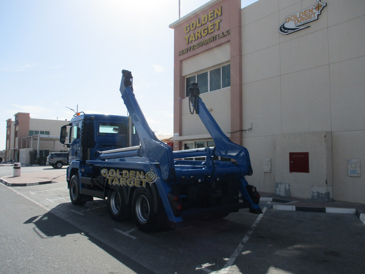 MAN TGS 26.440 6x4 Skip Loader - Camión portacontenedor de cadenas: foto 4 MAN TGS 26.440 6x4 Skip Loader - Camión portacontenedor de cadenas: foto 4