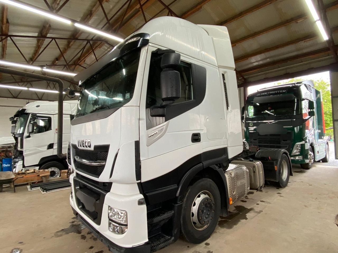 Iveco Stralis 460 Hi-Way 4x2Tractor -Tipper hydraulic - Cabeza tractora: foto 3 Iveco Stralis 460 Hi-Way 4x2Tractor -Tipper hydraulic - Cabeza tractora: foto 3