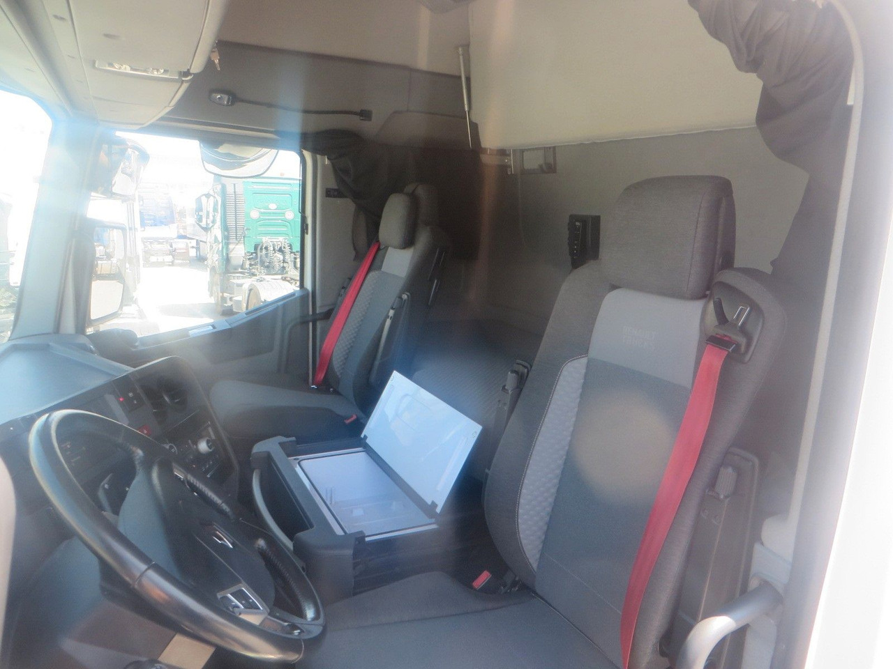 Cabeza tractora Renault T480 SC 4x2Tractor, Retarder: foto 13 Cabeza tractora Renault T480 SC 4x2Tractor, Retarder: foto 13