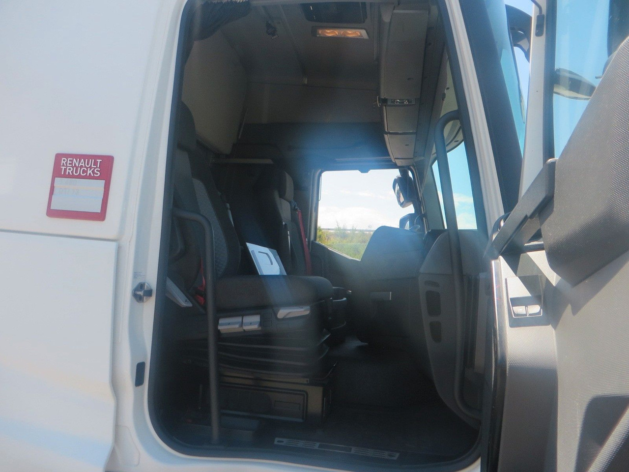 Cabeza tractora Renault T480 SC 4x2Tractor, Retarder: foto 20 Cabeza tractora Renault T480 SC 4x2Tractor, Retarder: foto 20