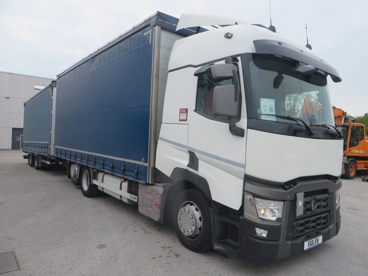 Renault T480 SC 6x2 Tandem jumbo 116m3 - Camión lona: foto 2 Renault T480 SC 6x2 Tandem jumbo 116m3 - Camión lona: foto 2