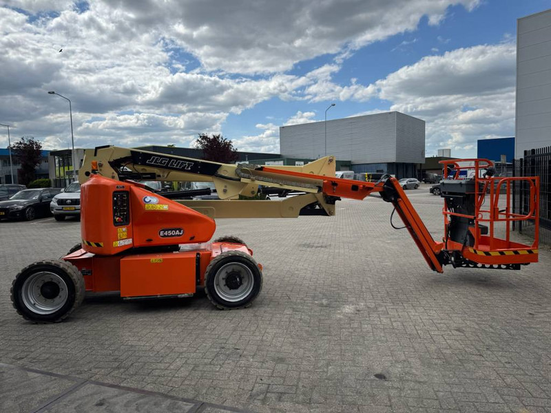 JLG E 450 AJ - Plataforma articulada: foto 4 JLG E 450 AJ - Plataforma articulada: foto 4