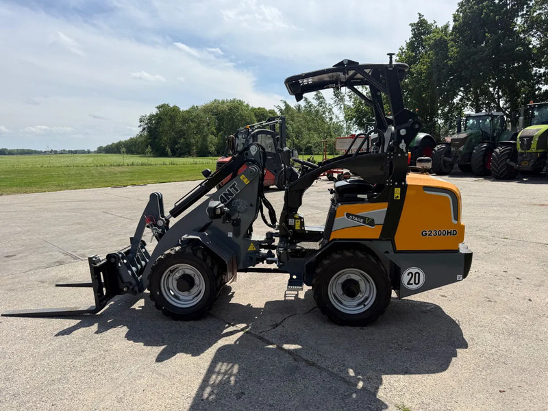 Giant 2300 HD NIEUW Shovel! Giant Kubota - Cargadora de ruedas: foto 3 Giant 2300 HD NIEUW Shovel! Giant Kubota - Cargadora de ruedas: foto 3