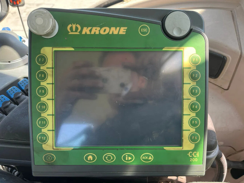 Krone swadro 1400 plus 4 rotor hark NIEUW STAAT - Henificadora: foto 4 Krone swadro 1400 plus 4 rotor hark NIEUW STAAT - Henificadora: foto 4