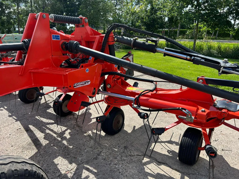 Henificadora Kuhn GF 13012 Schudder getrokken: foto 14