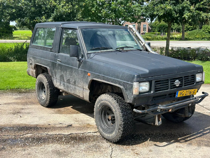 Nissan Patrol Patrol R 2.8 Turbo Diesel GRIJS KENTEKEN YOUNG TIMER - Coche: foto 1 Nissan Patrol Patrol R 2.8 Turbo Diesel GRIJS KENTEKEN YOUNG TIMER - Coche: foto 1