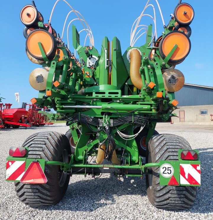 Amazone EDX 9000-T - 12 rækket - Sembradora de precisión: foto 2 Amazone EDX 9000-T - 12 rækket - Sembradora de precisión: foto 2