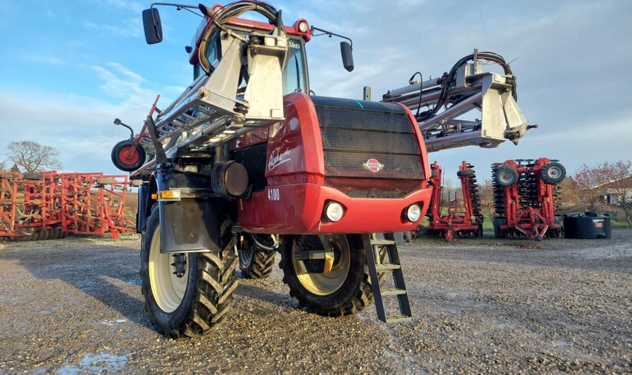 Hardi Alpha Plus 4100 - 36m med GPS - Pulverizador autopropulsado: foto 5 Hardi Alpha Plus 4100 - 36m med GPS - Pulverizador autopropulsado: foto 5