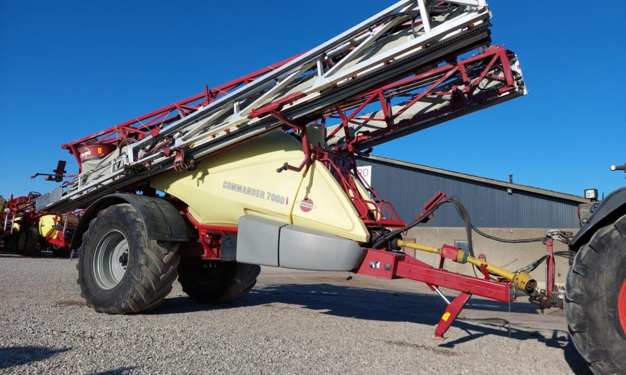 Hardi Commander 7000i - 36 m Twin - Pulverizador arrastrado: foto 4 Hardi Commander 7000i - 36 m Twin - Pulverizador arrastrado: foto 4