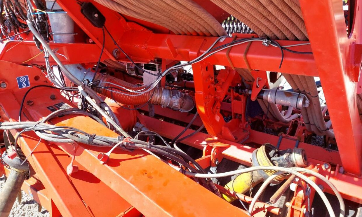 Combinado de siembra Kuhn NC 4000 / HR 4004: foto 10