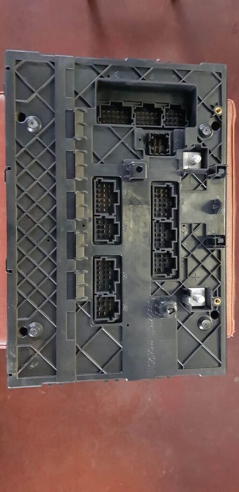 Mercedes-Benz GRUNDMODUL ACTROS MP4 A001 446 25 58 Mercedes-Benz ACTROS MP4 - Unidad de control para Camión: foto 2 Mercedes-Benz GRUNDMODUL ACTROS MP4 A001 446 25 58 Mercedes-Benz ACTROS MP4 - Unidad de control para Camión: foto 2