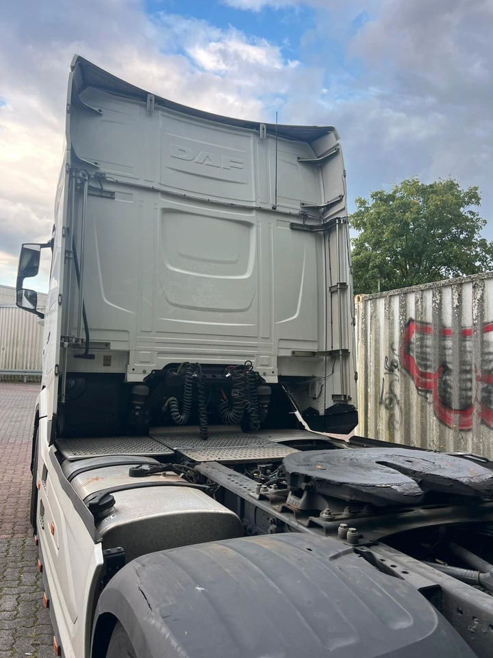 DAF XG+ 530 LEDER - Cabeza tractora: foto 4 DAF XG+ 530 LEDER - Cabeza tractora: foto 4