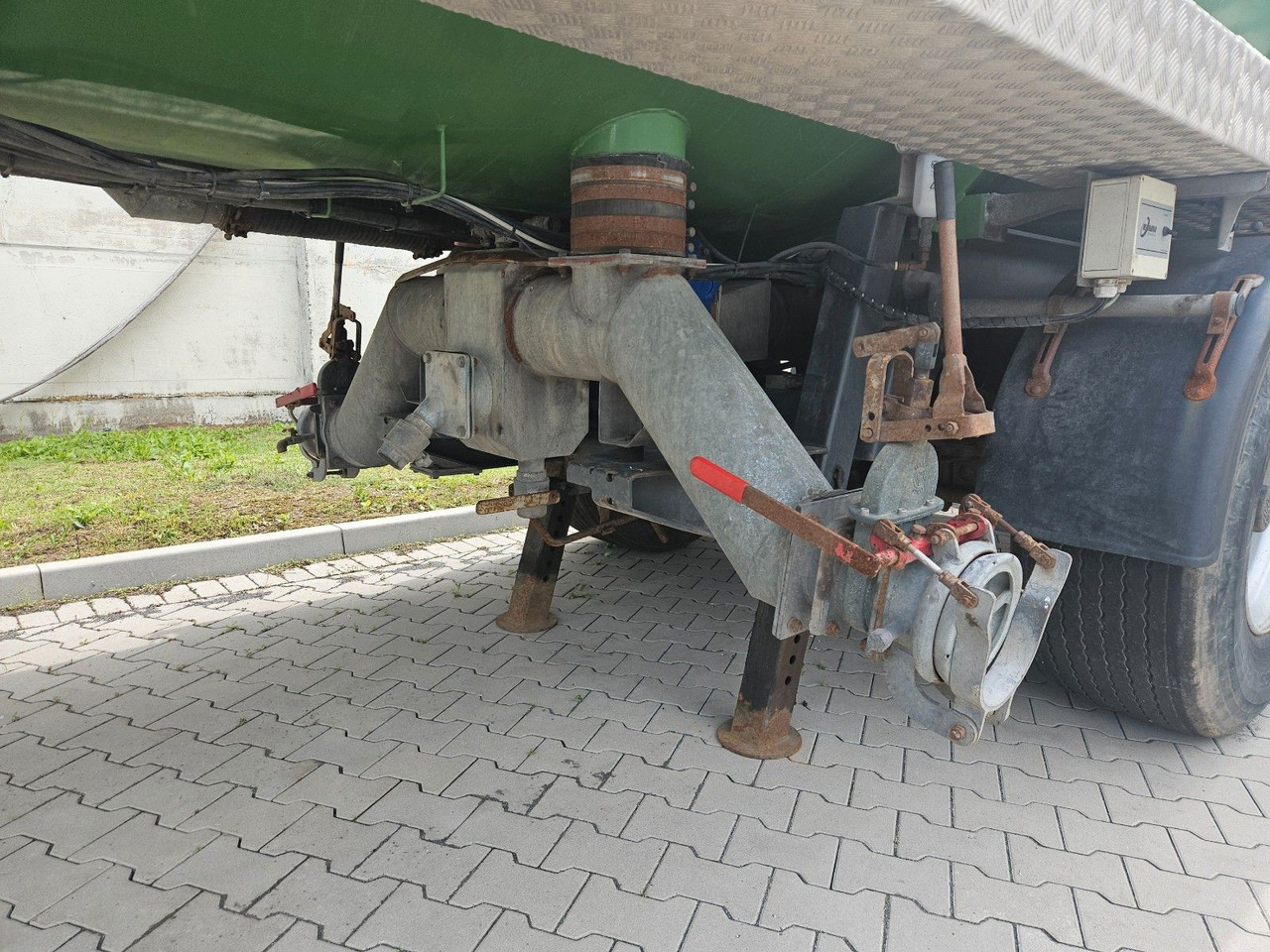 Kumm KTD 28 Güllefaß - Semirremolque cisterna: foto 4 Kumm KTD 28 Güllefaß - Semirremolque cisterna: foto 4