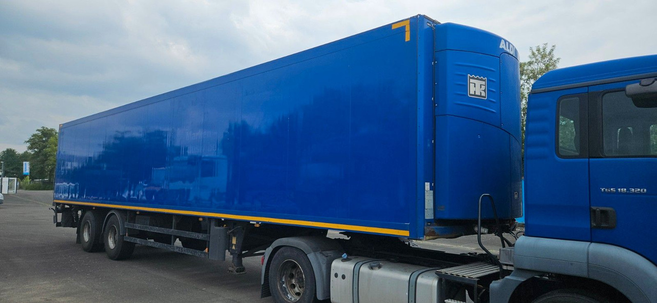 Schmitz Cargobull Kühlkoffer ThermoKing mit Ladebordwand - Semirremolque frigorífico: foto 1 Schmitz Cargobull Kühlkoffer ThermoKing mit Ladebordwand - Semirremolque frigorífico: foto 1