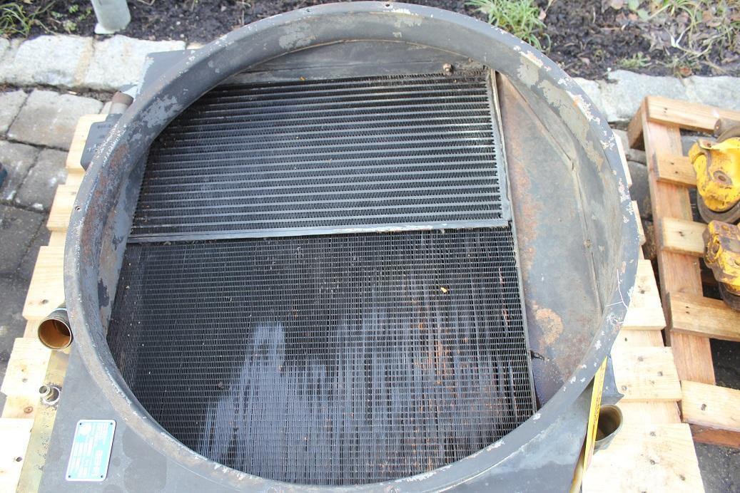 Caterpillar 206 BFT - Sistema de refrigeración para Maquinaria de construcción: foto 3 Caterpillar 206 BFT - Sistema de refrigeración para Maquinaria de construcción: foto 3