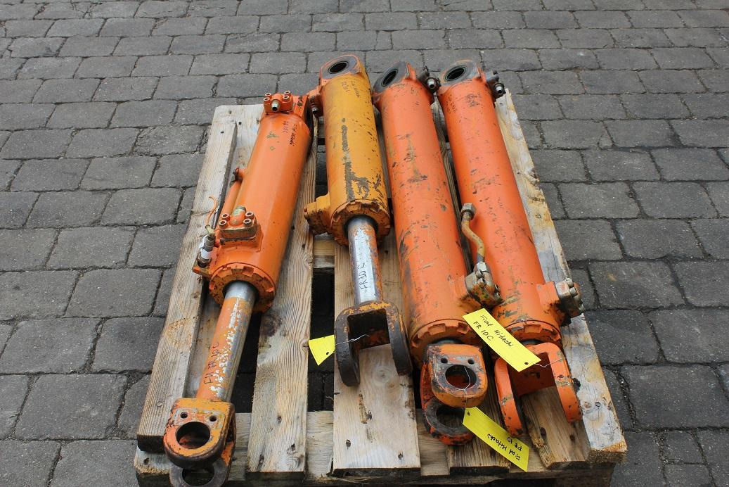 Fiat-Allis FR 10 - Cilindro hidráulico para Maquinaria de construcción: foto 2 Fiat-Allis FR 10 - Cilindro hidráulico para Maquinaria de construcción: foto 2