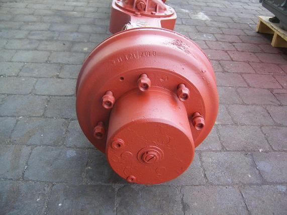 Fuchs 712 - Eje y piezas para Maquinaria de construcción: foto 2 Fuchs 712 - Eje y piezas para Maquinaria de construcción: foto 2