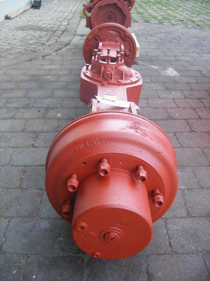 Fuchs 712 - Eje y piezas para Maquinaria de construcción: foto 3 Fuchs 712 - Eje y piezas para Maquinaria de construcción: foto 3