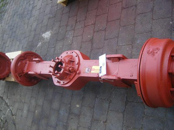 Fuchs 712 - Eje y piezas para Maquinaria de construcción: foto 1 Fuchs 712 - Eje y piezas para Maquinaria de construcción: foto 1