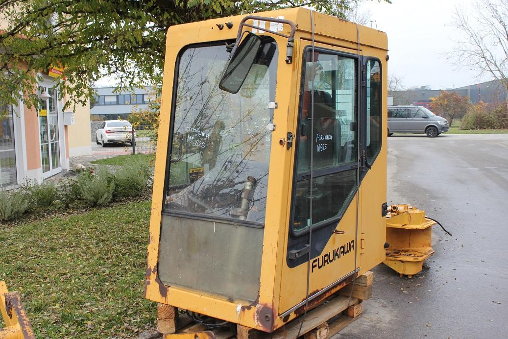 Furukawa W625 - Cabina para Maquinaria de construcción: foto 2 Furukawa W625 - Cabina para Maquinaria de construcción: foto 2