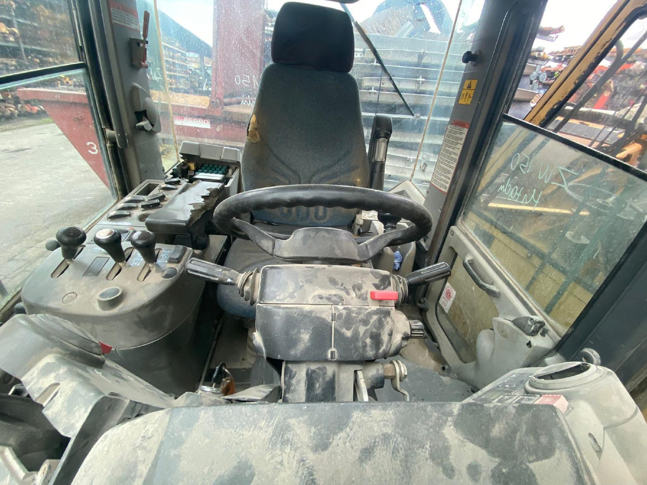 Hitachi ZW 150 - Cabina para Excavadora: foto 5 Hitachi ZW 150 - Cabina para Excavadora: foto 5