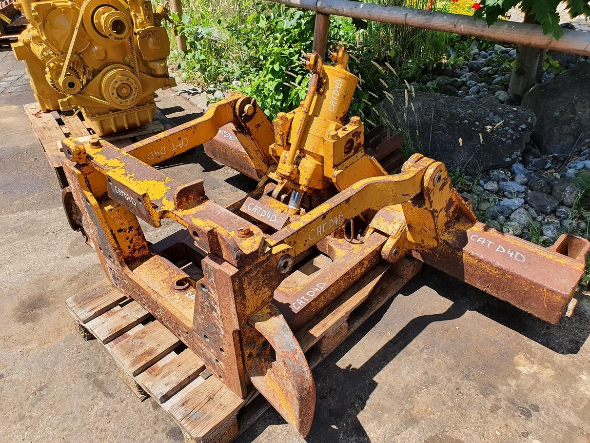 Caterpillar D4H - Implemento: foto 2 Caterpillar D4H - Implemento: foto 2