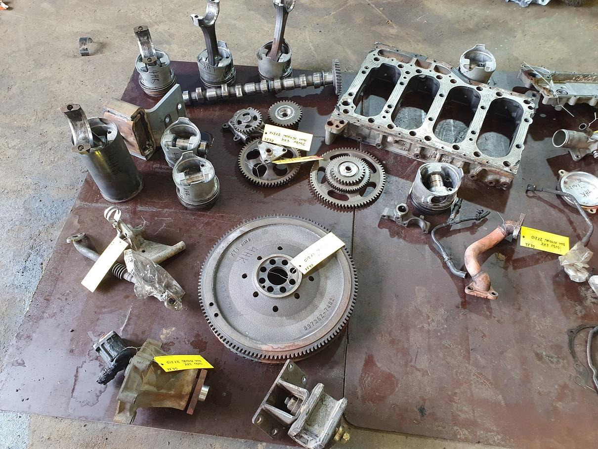 Isuzu 4HK 1X - Bloque de cilindros para Camión: foto 3 Isuzu 4HK 1X - Bloque de cilindros para Camión: foto 3