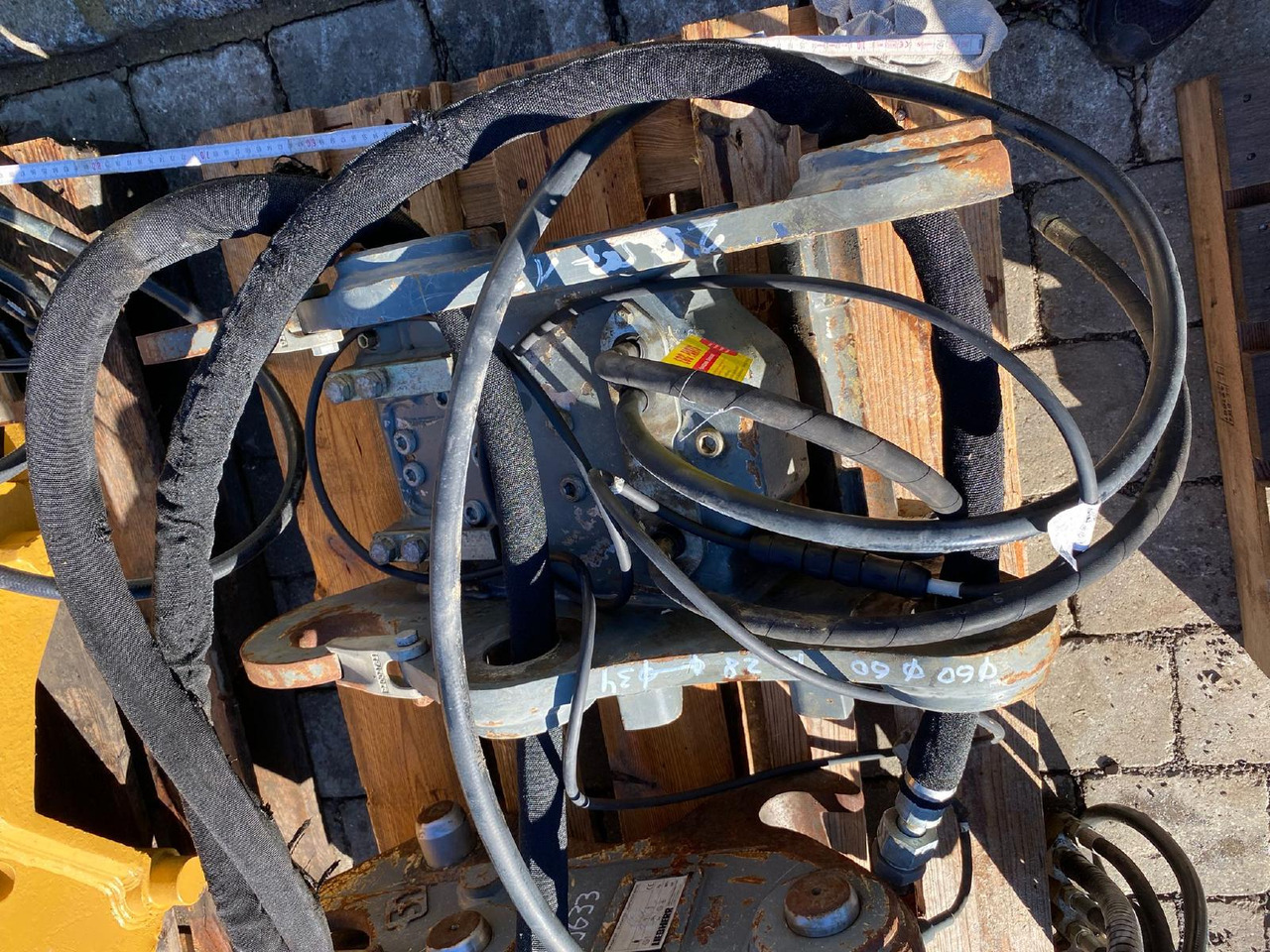 Liebherr SWA 33 - Acoplamiento rápido para Maquinaria de construcción: foto 3 Liebherr SWA 33 - Acoplamiento rápido para Maquinaria de construcción: foto 3