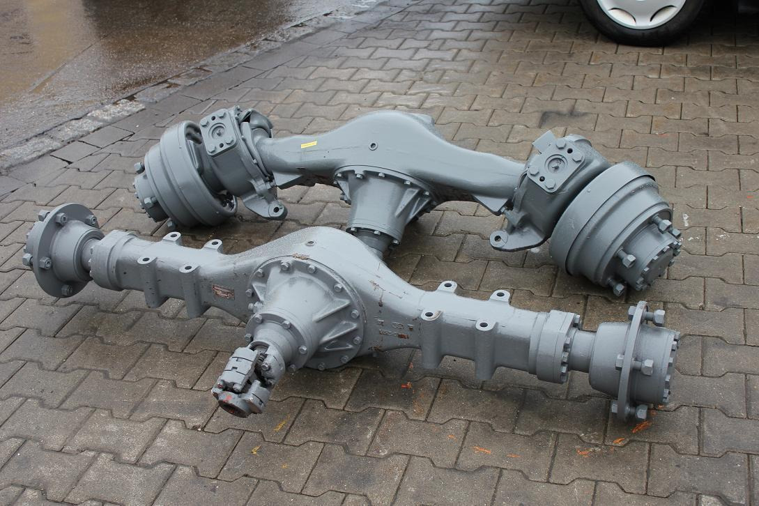 Yanmar YB 401 W - Eje y piezas para Maquinaria de construcción: foto 4 Yanmar YB 401 W - Eje y piezas para Maquinaria de construcción: foto 4