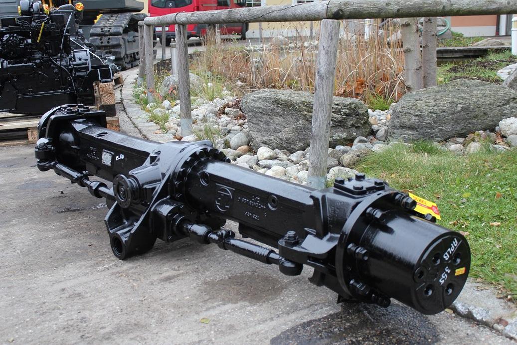 Eje y piezas para Maquinaria de construcción ZF APL B 355/ aus Furukawa W625: foto 9