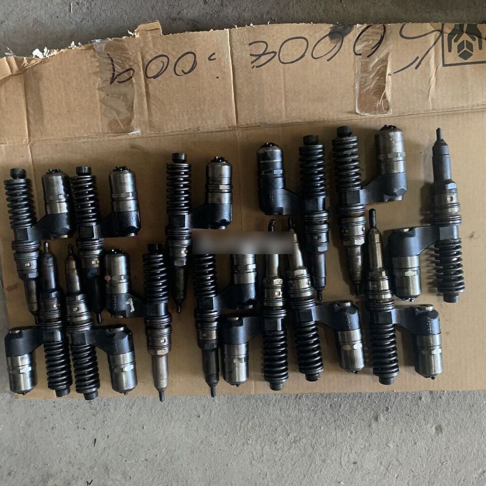 Bosch 0414701006 IVECO Stralis Euro 3,4 New Holland, Case - Inyector para Camión: foto 1 Bosch 0414701006 IVECO Stralis Euro 3,4 New Holland, Case - Inyector para Camión: foto 1