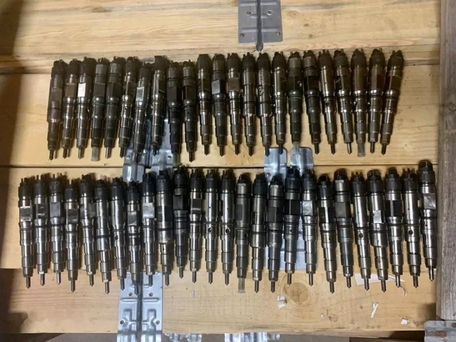 Bosch MAN TGX TGS Common Rail 0445120202 MAN TGX TGS 0445 120 202 różne numery Bosch original truck - Inyector para Camión: foto 1 Bosch MAN TGX TGS Common Rail 0445120202 MAN TGX TGS 0445 120 202 różne numery Bosch original truck - Inyector para Camión: foto 1