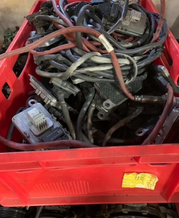 Cummins DAF euro 6 / euro 5 do regeneracji 5WK96751C   DAF 4326862 Czujnik NOX, SONDA PRZED KATALIZATOREM Oryginał truck - Silenciador/ Sistema de escape para Camión: foto 5 Cummins DAF euro 6 / euro 5 do regeneracji 5WK96751C   DAF 4326862 Czujnik NOX, SONDA PRZED KATALIZATOREM Oryginał truck - Silenciador/ Sistema de escape para Camión: foto 5