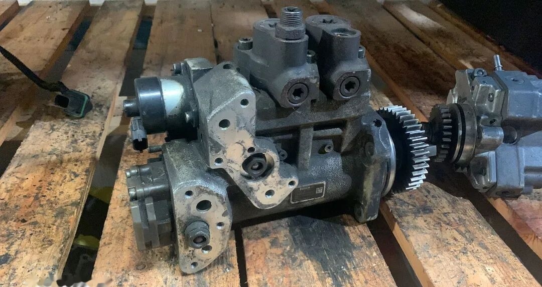 Mercedes-Benz MERCEDES ACTROS MP4 0445020236   Mercedes-Benz - Bomba de combustible para Camión: foto 2 Mercedes-Benz MERCEDES ACTROS MP4 0445020236   Mercedes-Benz - Bomba de combustible para Camión: foto 2