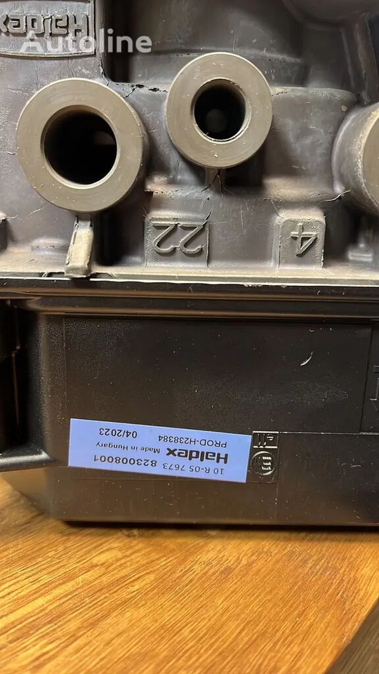 Nowy Zawór Haldex Modulator EBS EB+ GEN3 4S/2M 5AUX 823008001 St 823008001 - Válvula de freno para Camión: foto 2 Nowy Zawór Haldex Modulator EBS EB+ GEN3 4S/2M 5AUX 823008001 St 823008001 - Válvula de freno para Camión: foto 2
