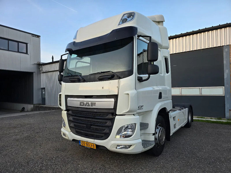 DAF CF Super Space Cabin - Cabeza tractora: foto 1 DAF CF Super Space Cabin - Cabeza tractora: foto 1
