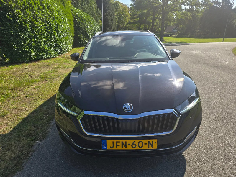 Škoda Octavia Combi 1.0 Benzine - Coche: foto 2 Škoda Octavia Combi 1.0 Benzine - Coche: foto 2