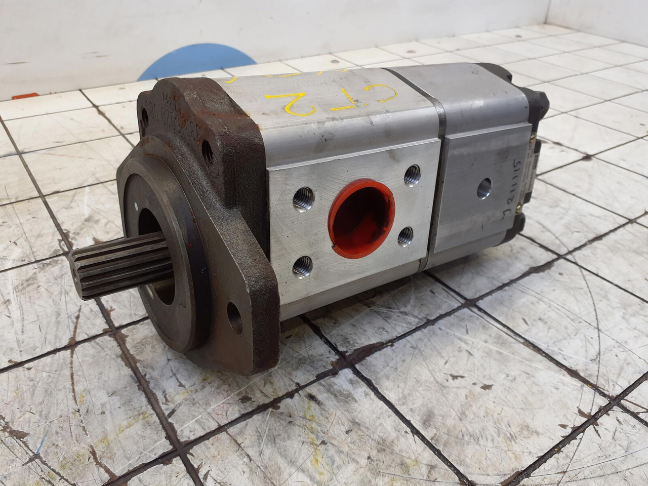 CT2 Dual gear pump - Bomba hidráulica para Autogrúa: foto 2 CT2 Dual gear pump - Bomba hidráulica para Autogrúa: foto 2