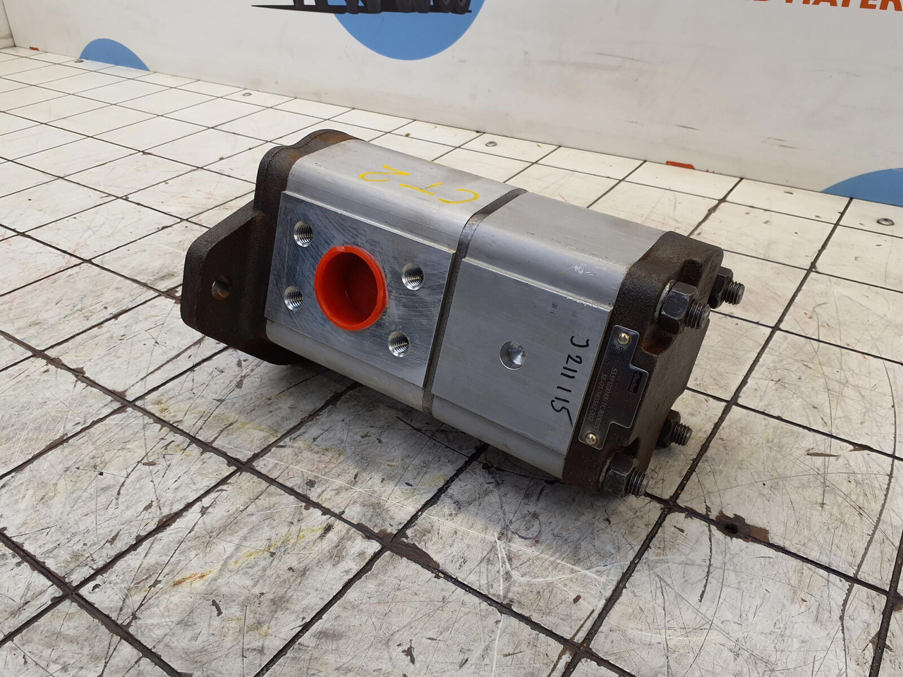 Compact truck CT-2 Dual gear pump - Bomba hidráulica para Grúa: foto 1 Compact truck CT-2 Dual gear pump - Bomba hidráulica para Grúa: foto 1