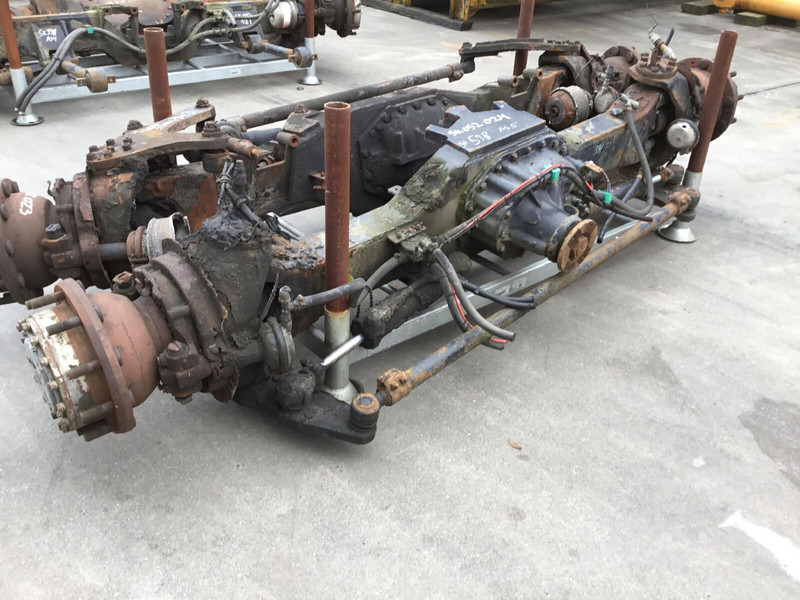 DAF SK 598 axle 5 - Eje y piezas para Grúa: foto 2 DAF SK 598 axle 5 - Eje y piezas para Grúa: foto 2