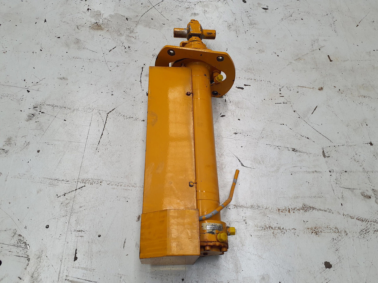 FAUN ATF 45-3 counterweight cylinder - Cilindro hidráulico para Grúa: foto 2 FAUN ATF 45-3 counterweight cylinder - Cilindro hidráulico para Grúa: foto 2