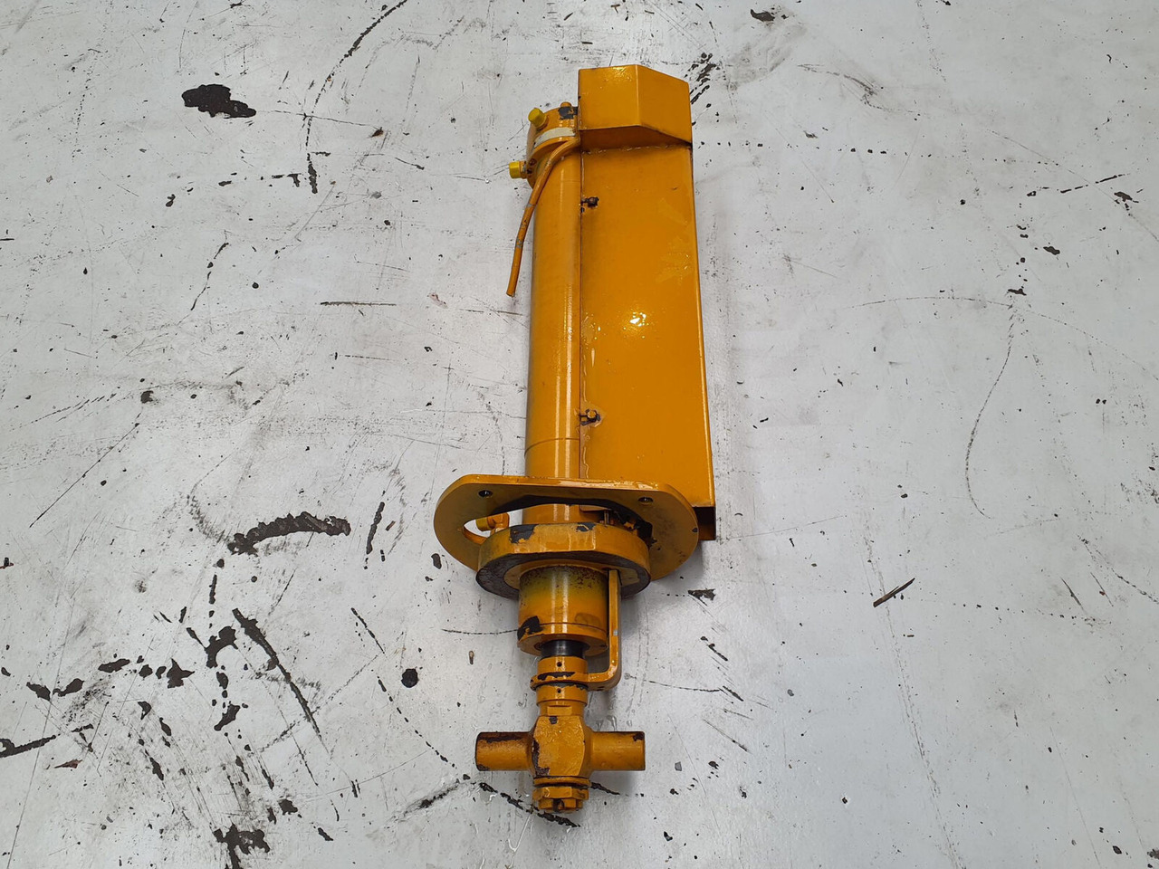 FAUN ATF 45-3 counterweight cylinder - Cilindro hidráulico para Grúa: foto 3 FAUN ATF 45-3 counterweight cylinder - Cilindro hidráulico para Grúa: foto 3