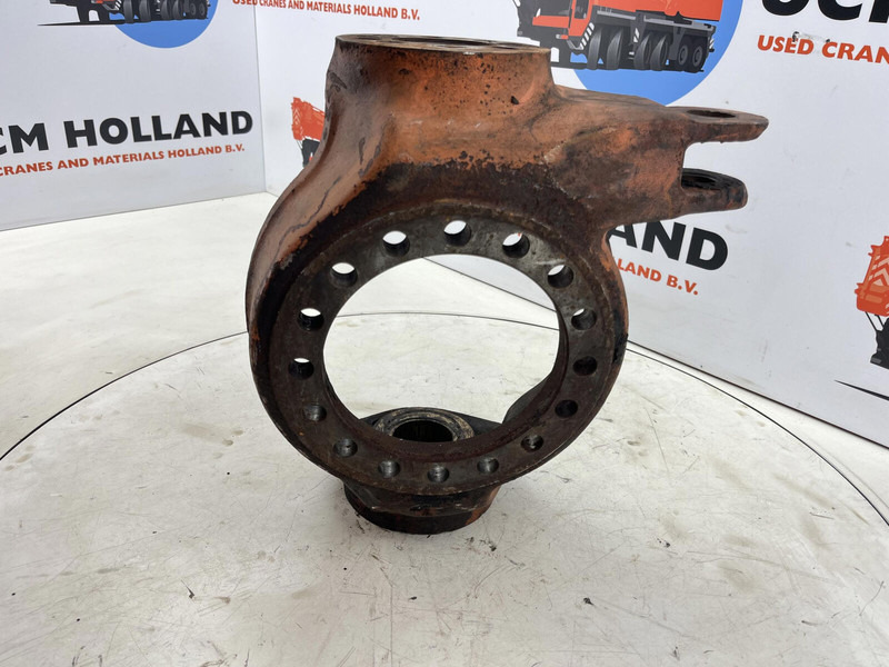 Faun RTF 50 Steering knuckle 16 holes axle 1 left - Mangueta para Grúa: foto 2 Faun RTF 50 Steering knuckle 16 holes axle 1 left - Mangueta para Grúa: foto 2