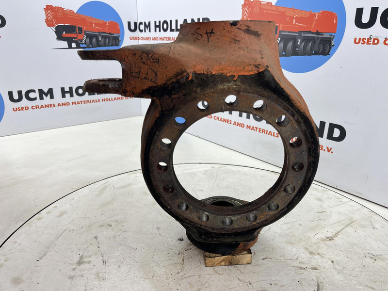 Faun RTF 50 Steering knuckle 16 holes axle 1 right - Mangueta para Grúa: foto 2 Faun RTF 50 Steering knuckle 16 holes axle 1 right - Mangueta para Grúa: foto 2