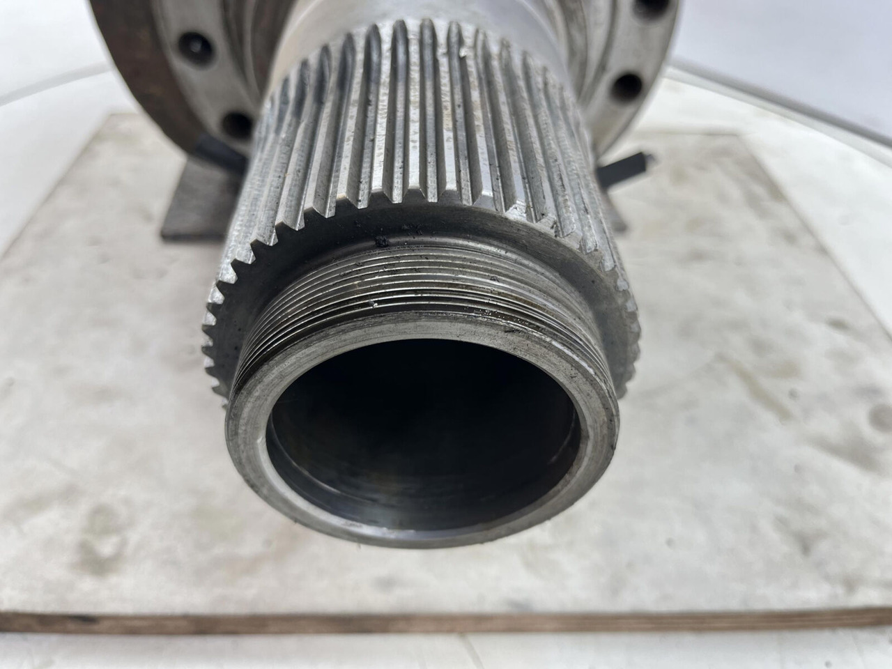Mangueta para Autogrúa Grove GMK Steering knuckle 16 holes: foto 8